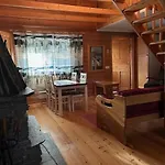 Immelmoekit 木屋 列维
